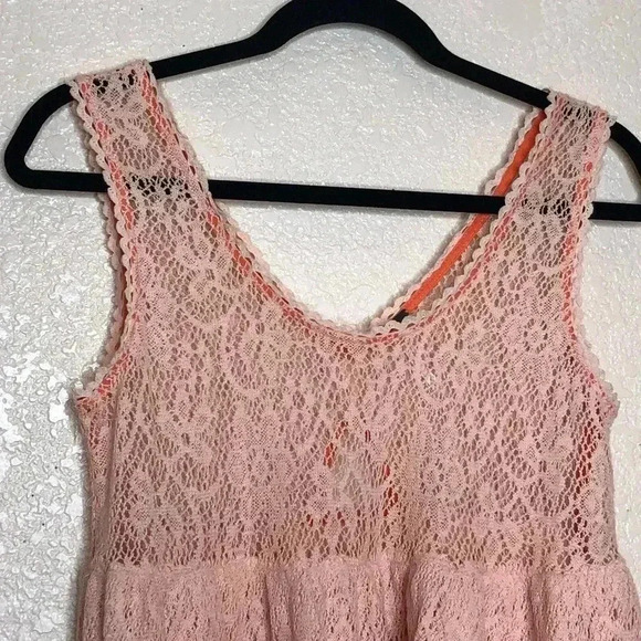 Free People Lace Tank Small Layered Peplum Flowy Peach Color - Picture 4 of 10